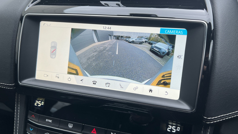 Jaguar F-Pace 2.0d R-Sport 5dr Auto AWD Diesel Estate